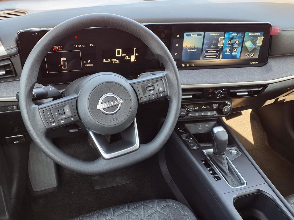 2026 Nissan KICKS SV - Photo 12