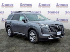 2026 Nissan Pathfinder SL SUV