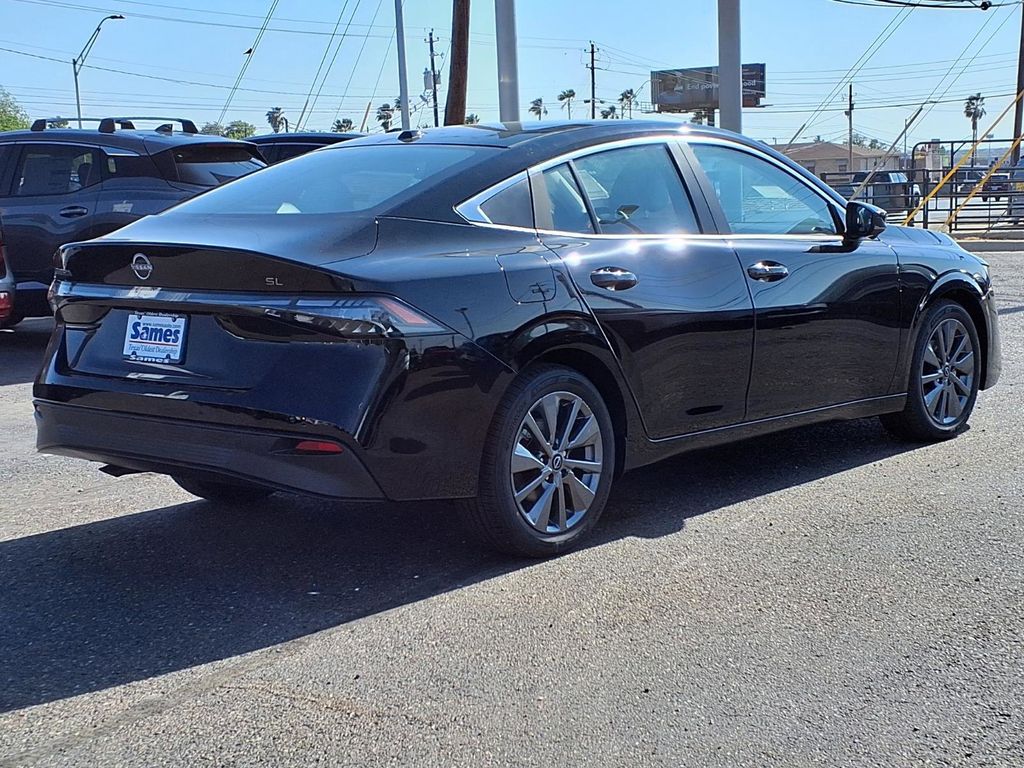 2026 Nissan Sentra SL - Photo 7