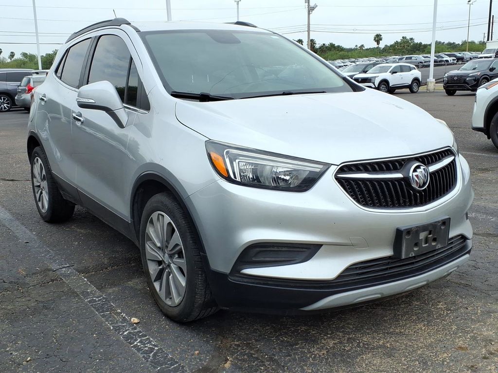 2019 Buick Encore Preferred's photo