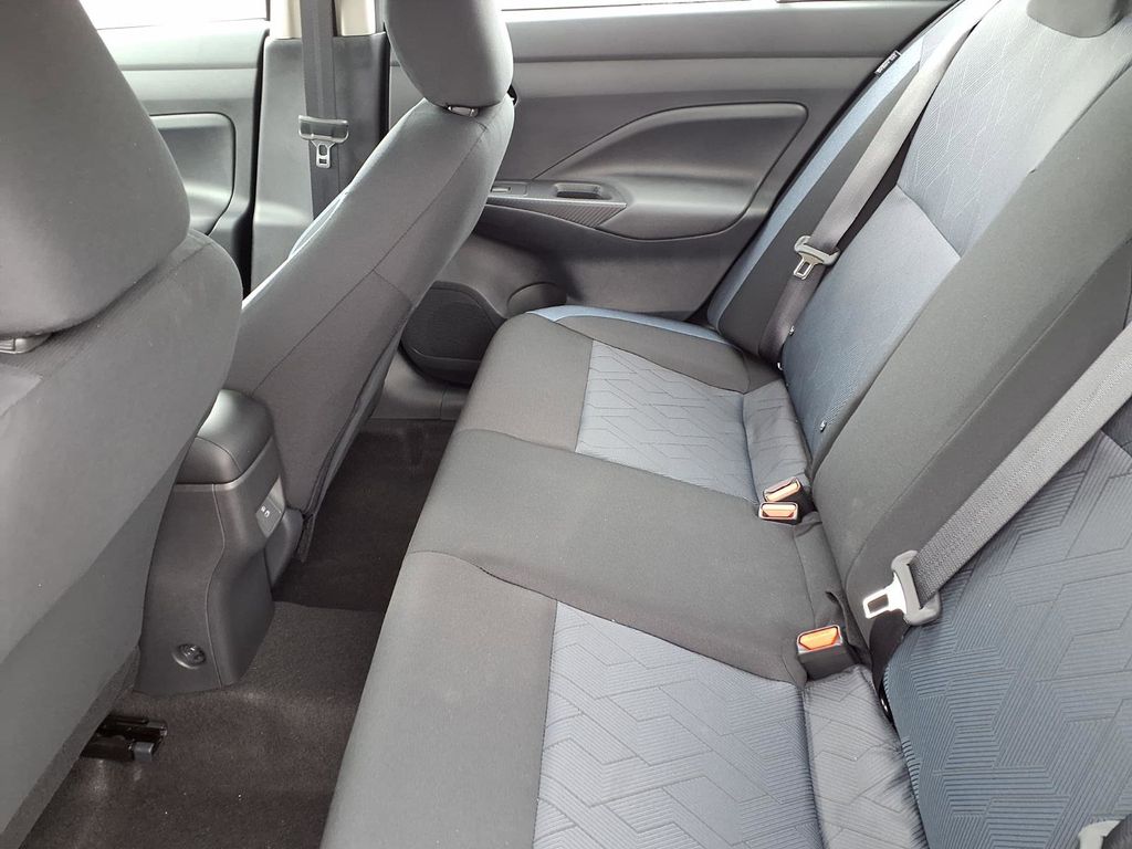 2025 Nissan Versa Sedan SV - Photo 10