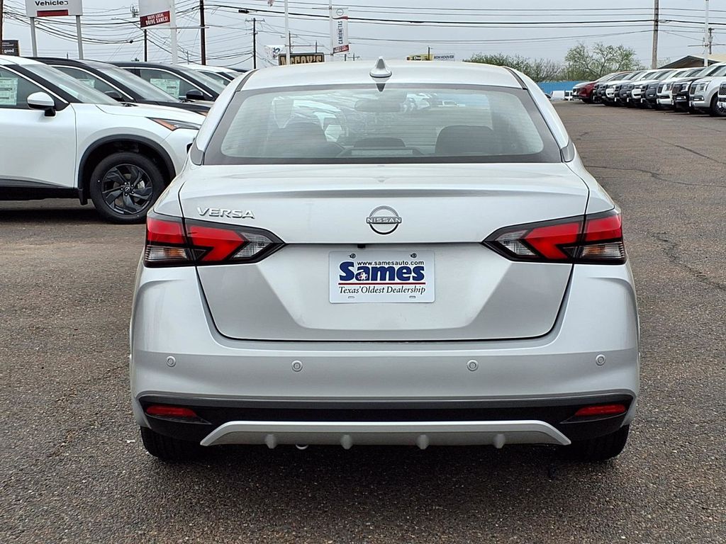 2025 Nissan Versa Sedan SV - Photo 6