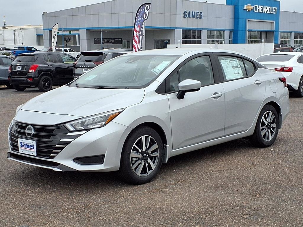 New 2025 Nissan Versa 1.6 SV Sedan