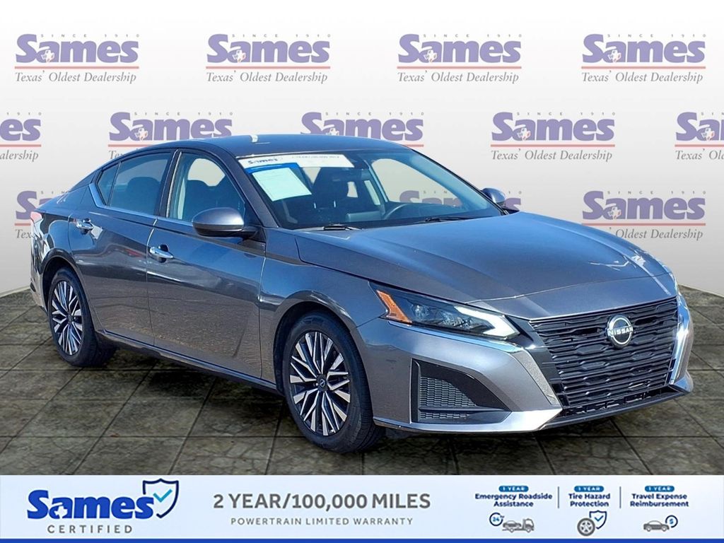 Used 2023 Nissan Altima 2.5 SV