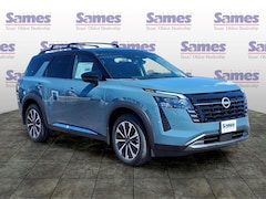 2026 Nissan Pathfinder Platinum SUV