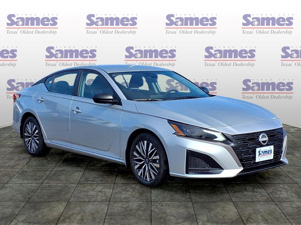 New 2026 Nissan Altima SV