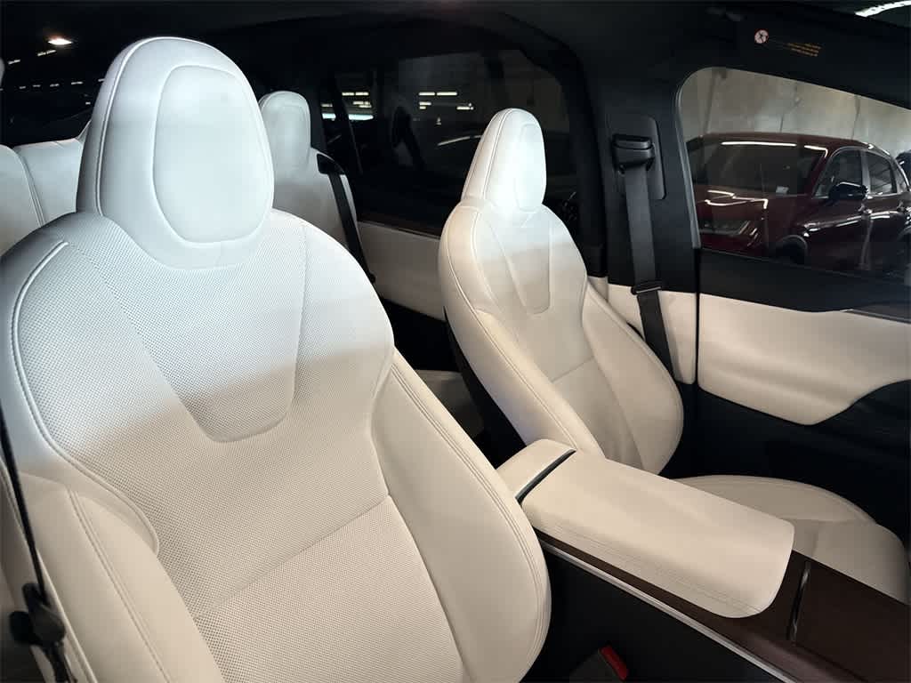 Thumbnail: 2025 Tesla Model X - 26