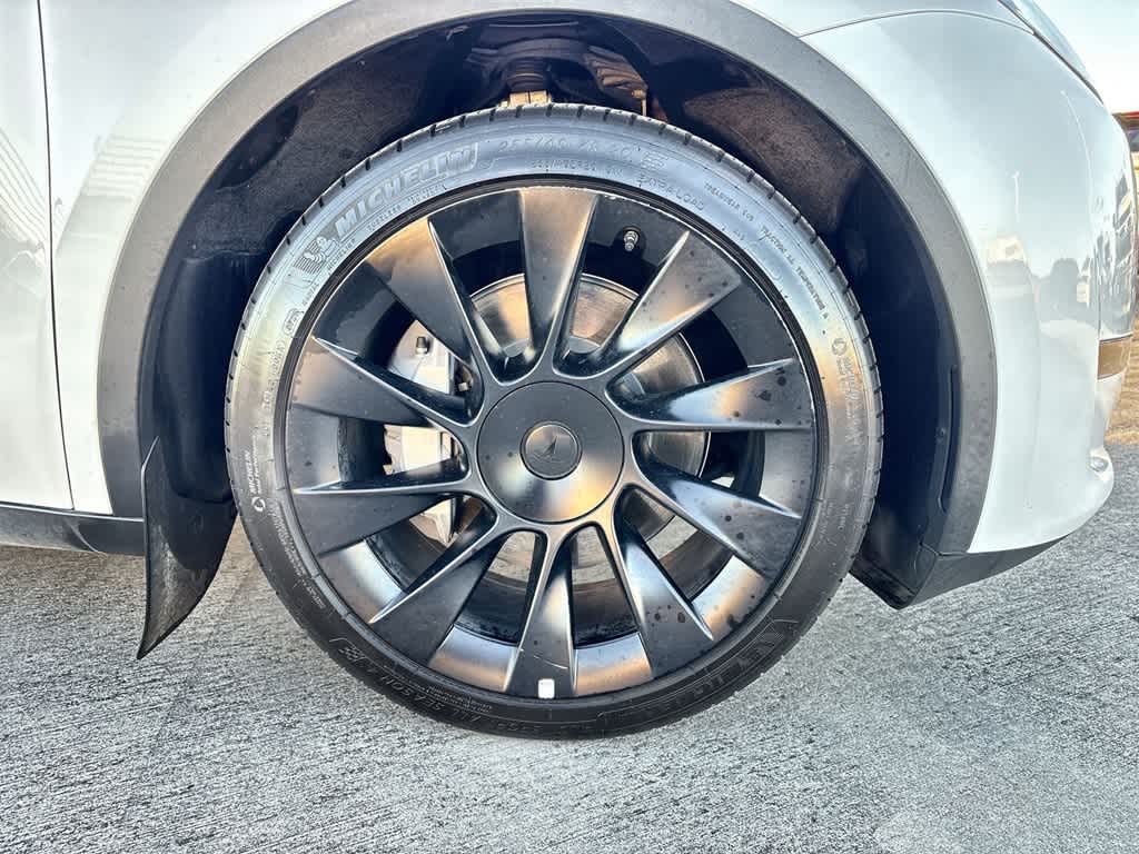 Thumbnail: 2023 Tesla Model Y - 11