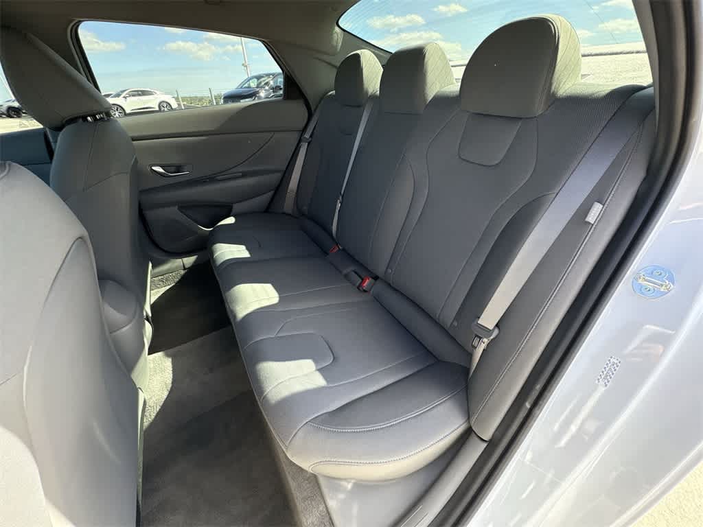 Thumbnail: 2024 Hyundai Elantra - 21