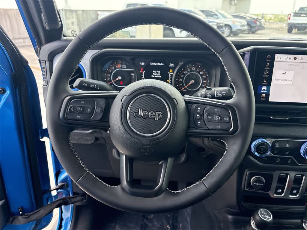 Thumbnail: 2025 Jeep Wrangler - 14