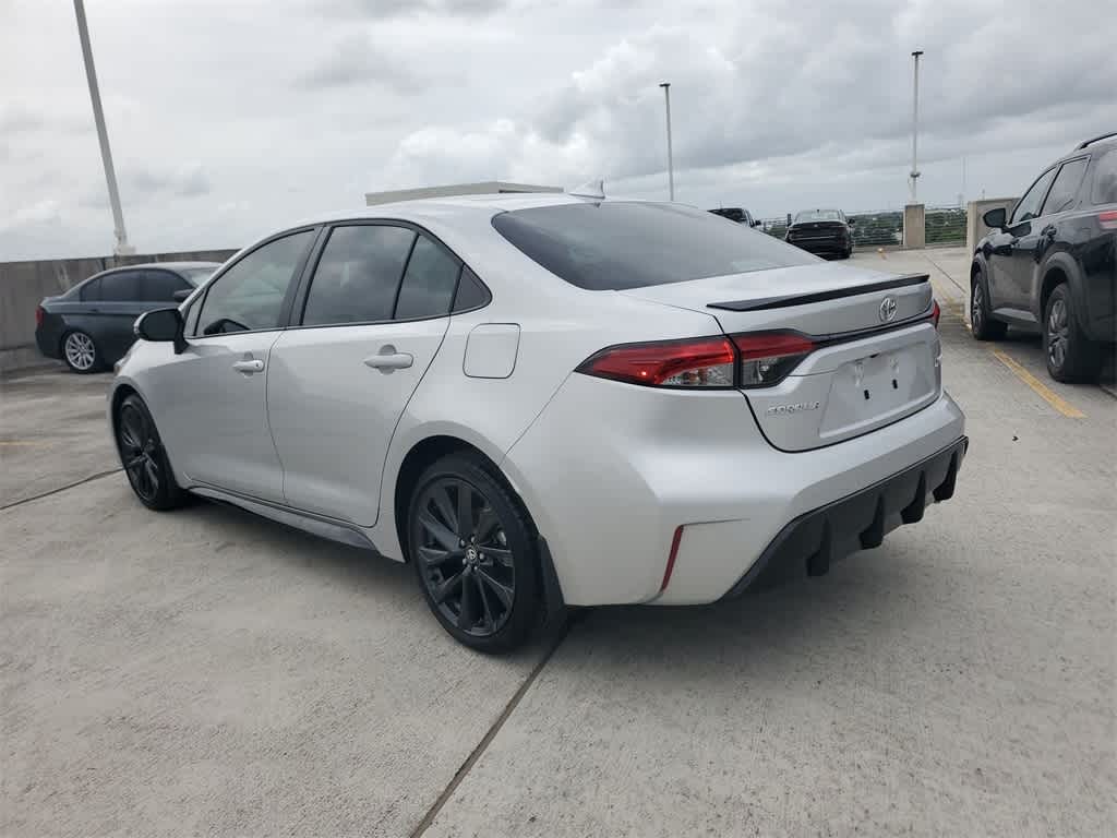 2025 Toyota Corolla XSE 4