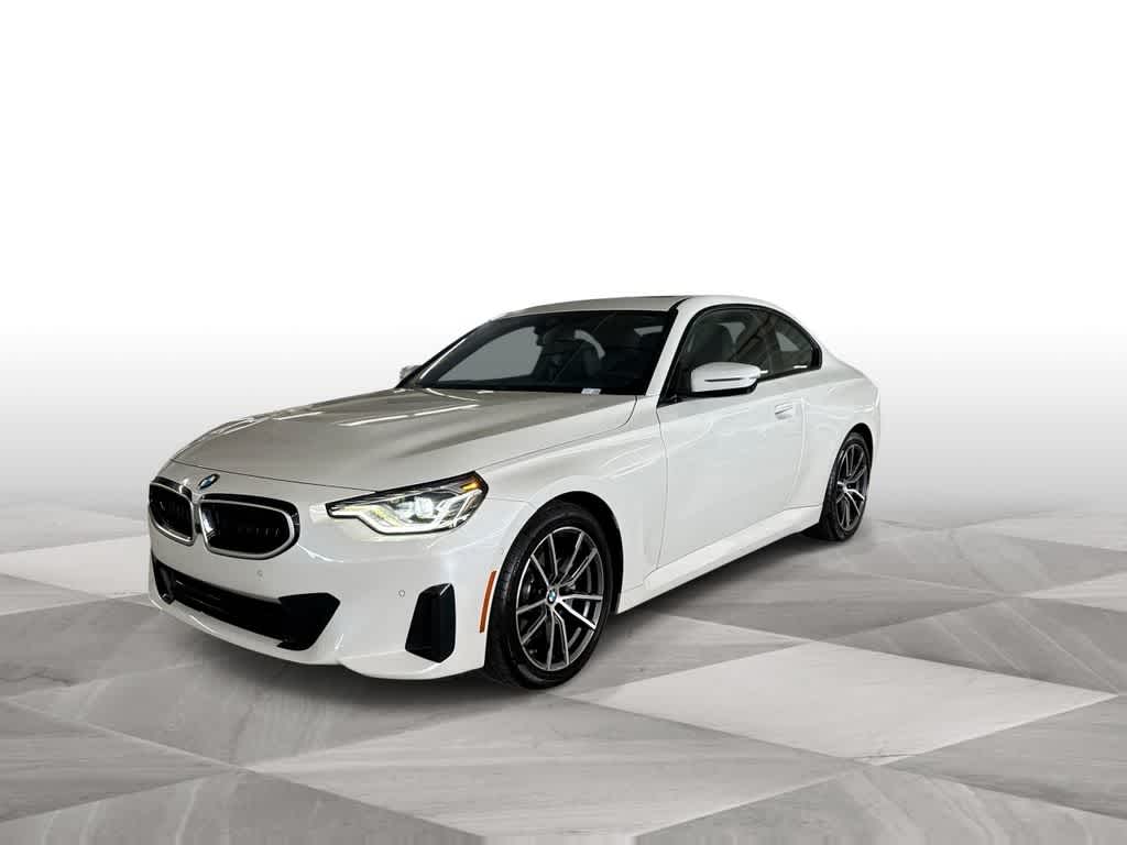 Thumbnail: 2025 BMW 2 Series - 4