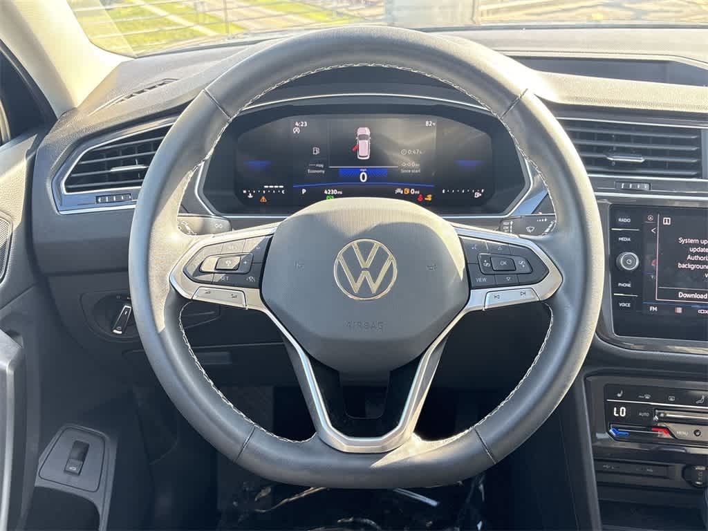 Thumbnail: 2024 Volkswagen Tiguan - 14