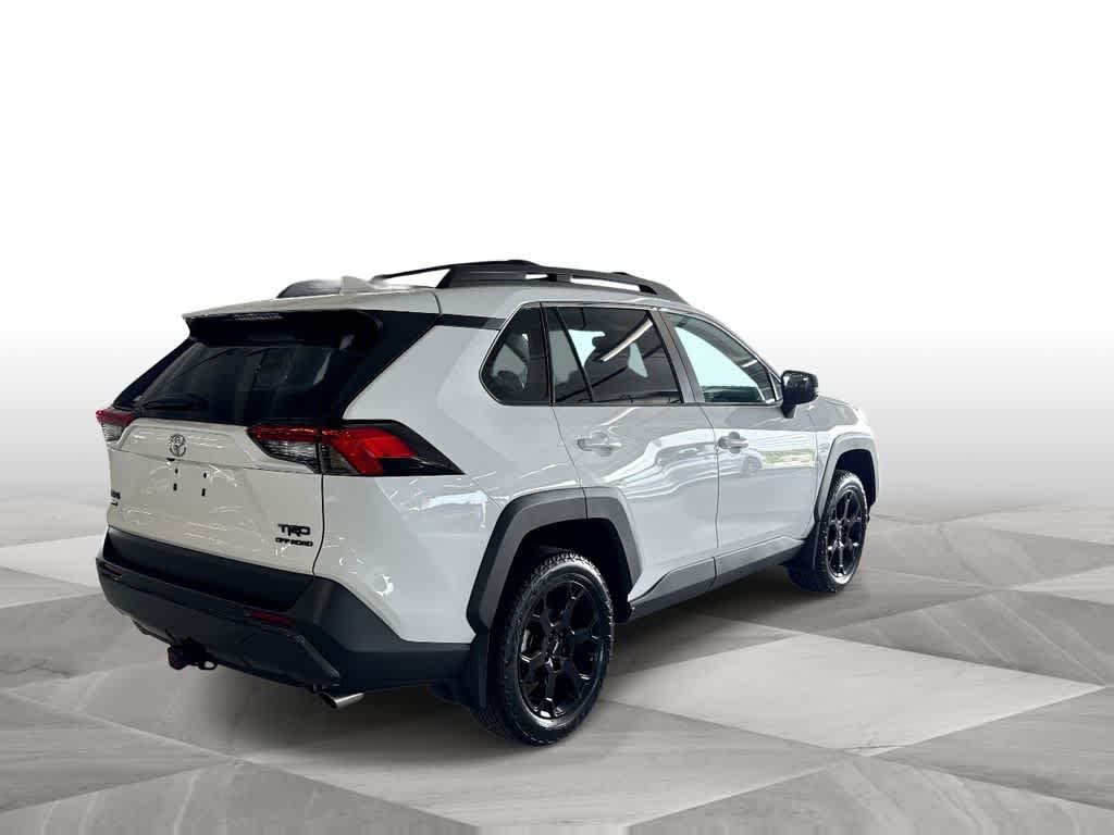 Thumbnail: 2024 Toyota RAV4 - 8