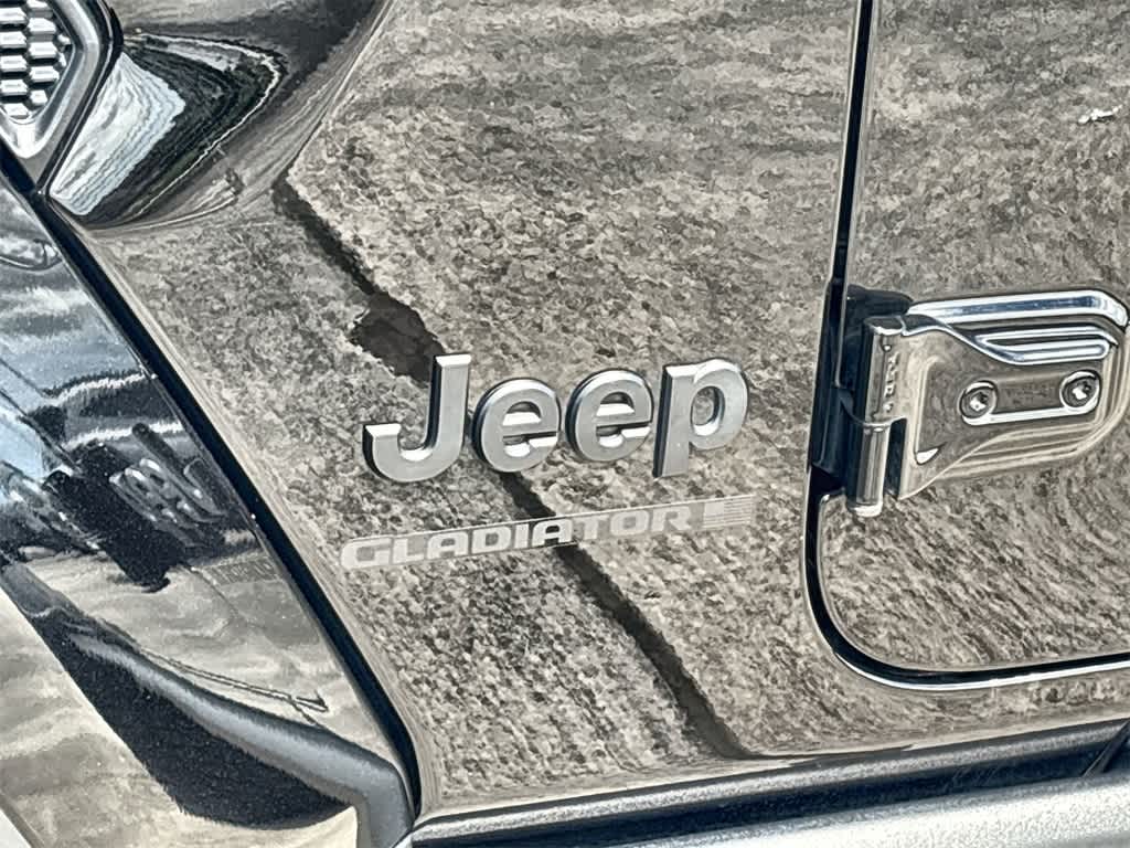 Thumbnail: 2024 Jeep Gladiator - 10