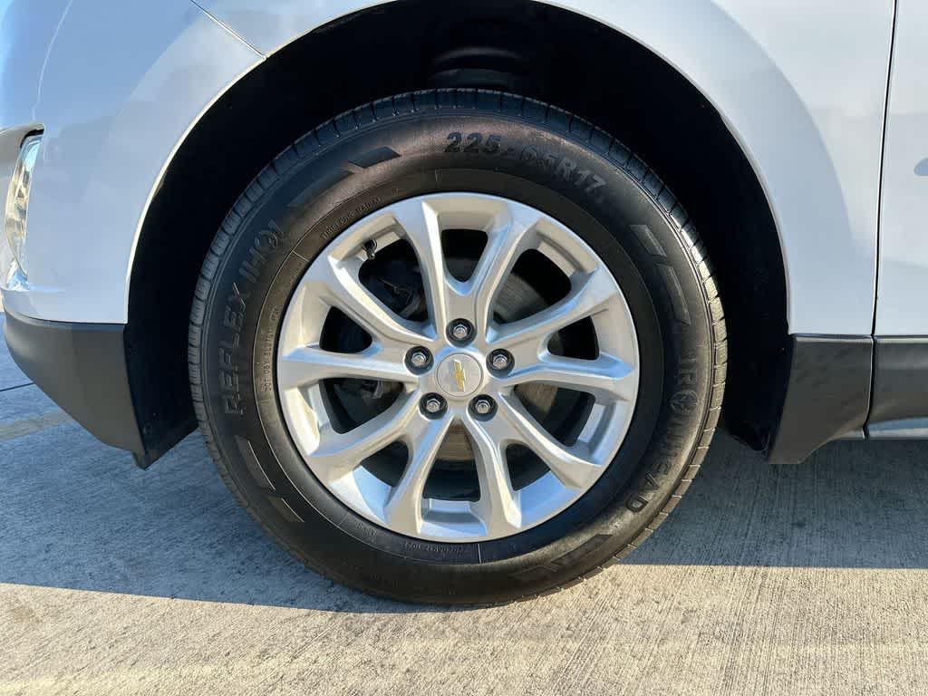 Thumbnail: 2018 Chevrolet Equinox - 11