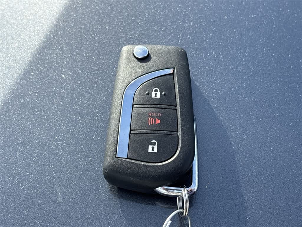 Thumbnail: 2023 Toyota RAV4 - 27