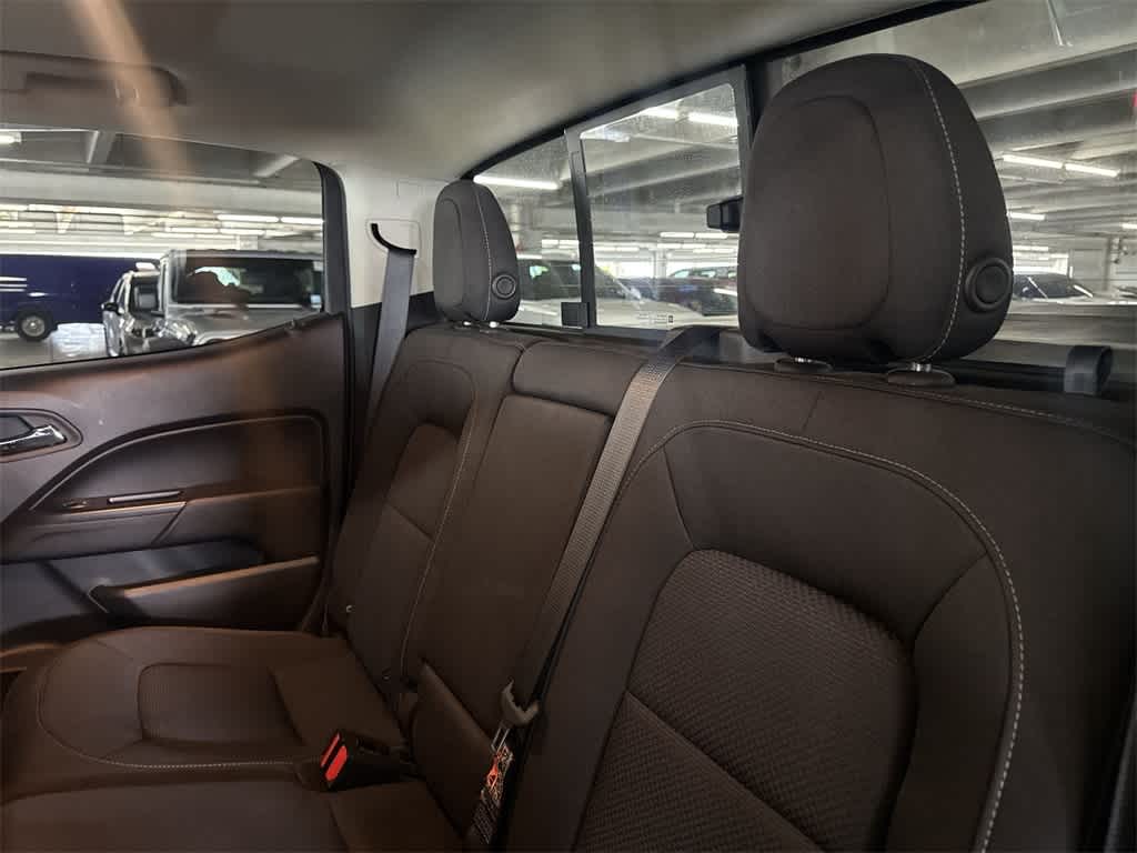 Thumbnail: 2019 Chevrolet Colorado - 21