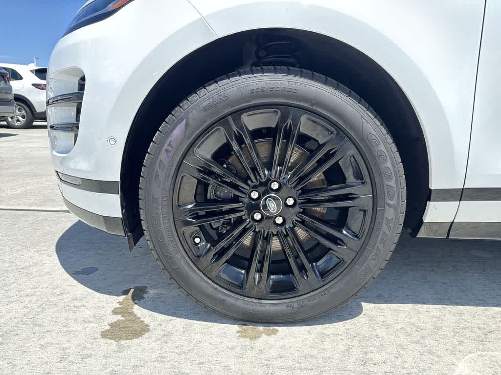 Thumbnail: 2026 Land Rover Range Rover Evoque - 10