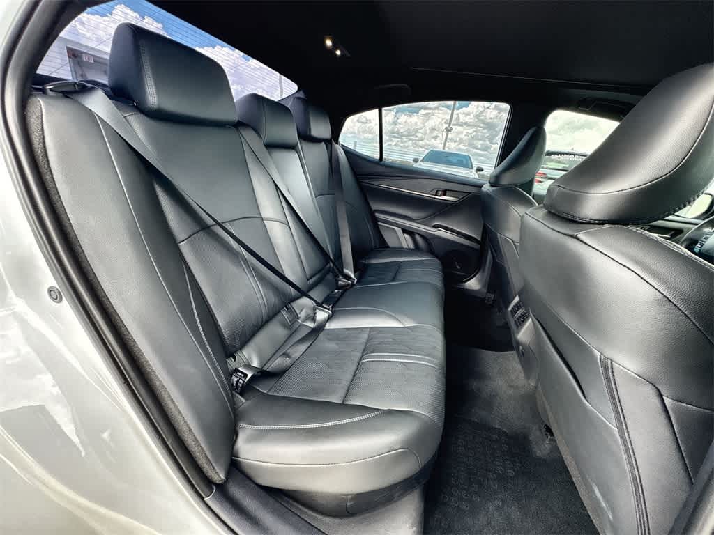 Thumbnail: 2025 Toyota Camry - 25