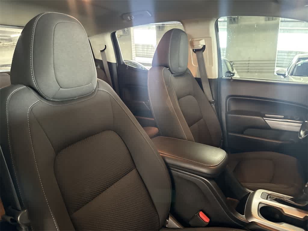 Thumbnail: 2019 Chevrolet Colorado - 26