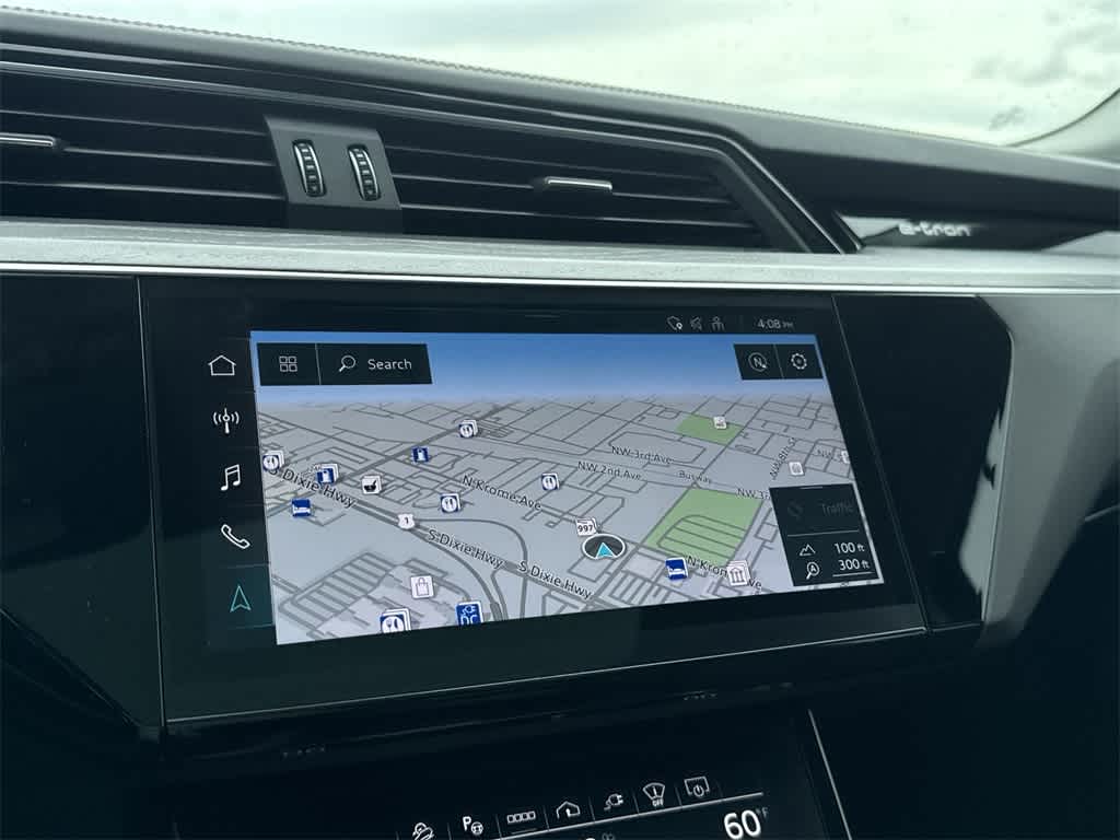 Thumbnail: 2024 Audi Q8 e-tron - 18