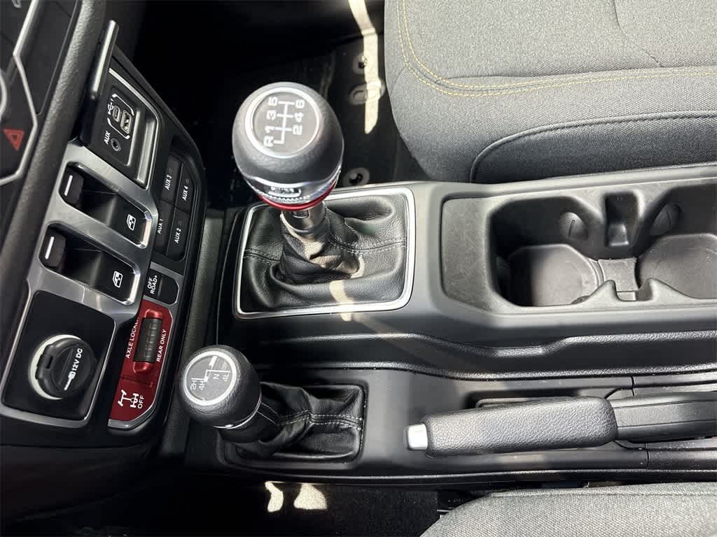 Thumbnail: 2025 Jeep Wrangler - 20