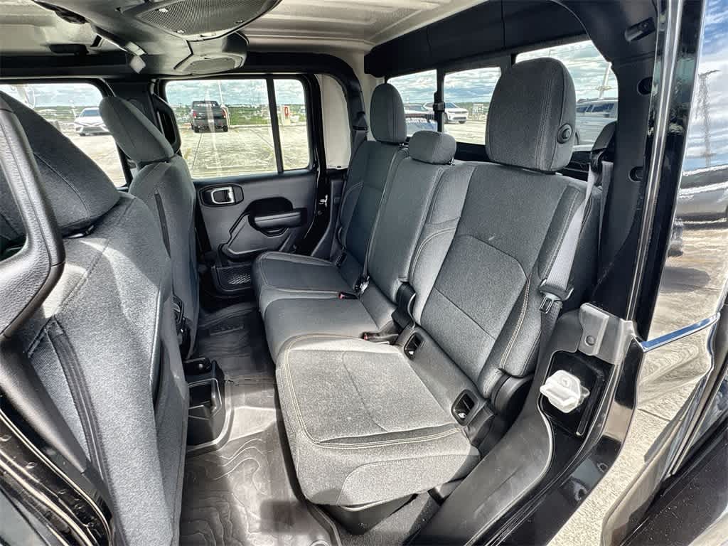 Thumbnail: 2024 Jeep Gladiator - 20