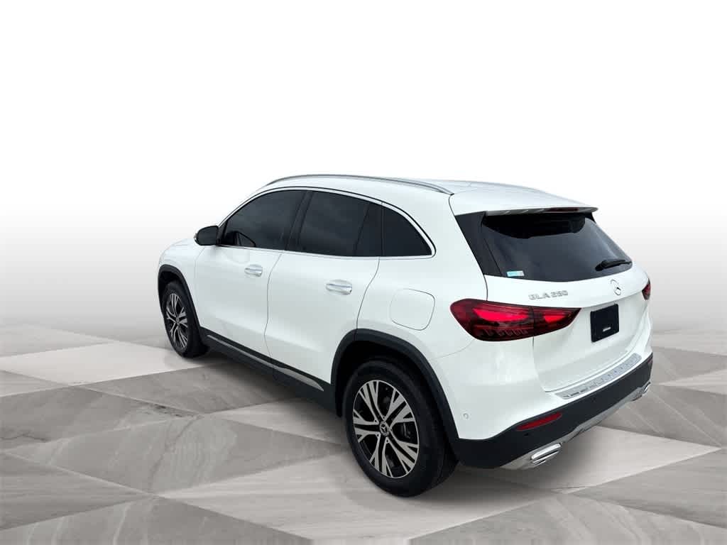 Thumbnail: 2025 Mercedes-Benz GLA - 6