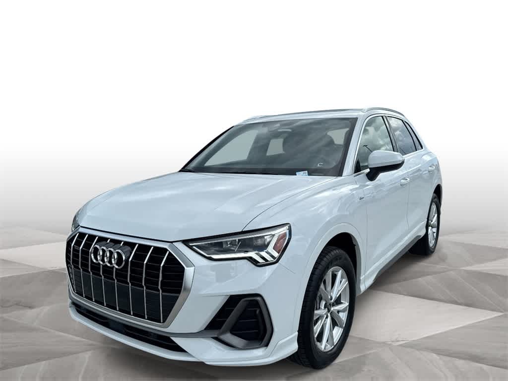 Thumbnail: 2024 Audi Q3 - 1