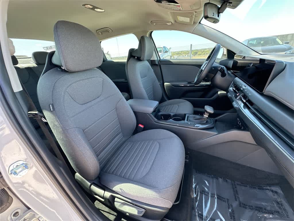 Thumbnail: 2025 Kia K4 - 26
