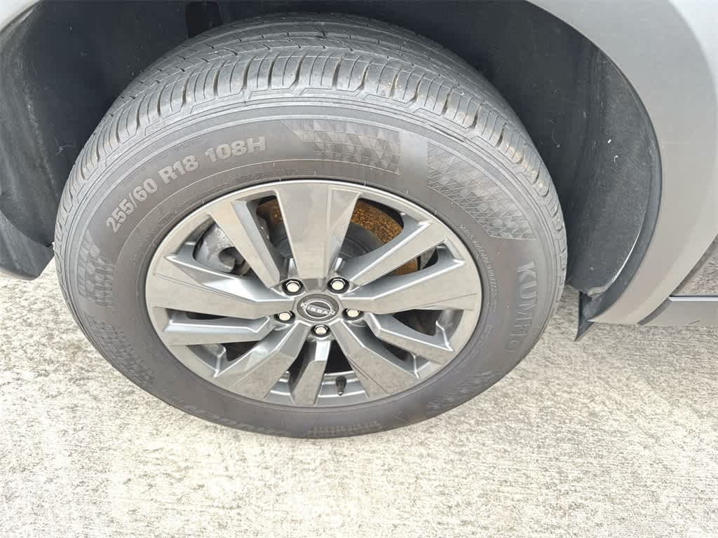 2024 Nissan Pathfinder SV 5