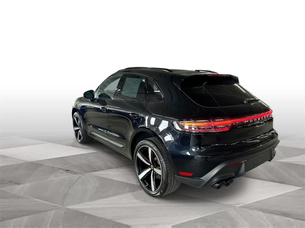 Thumbnail: 2024 Porsche Macan - 6
