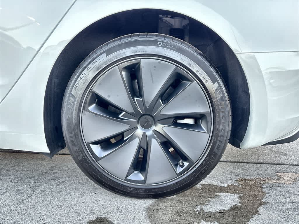 Thumbnail: 2025 Tesla Model 3 - 11