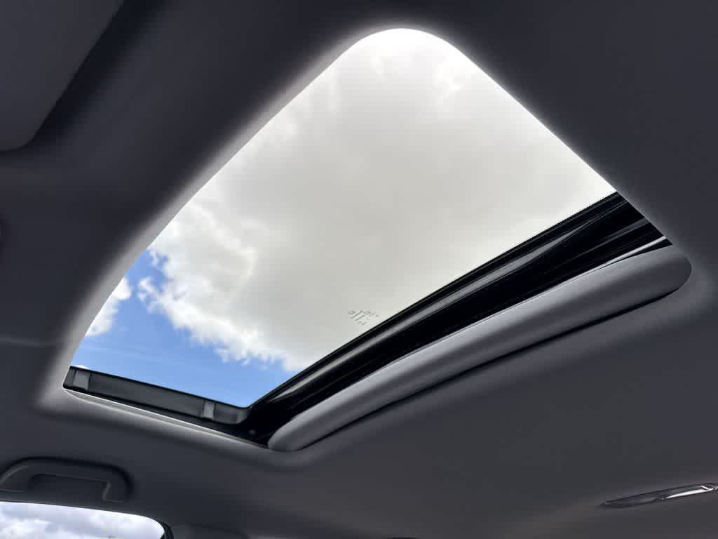 Thumbnail: 2022 Honda Pilot - 16