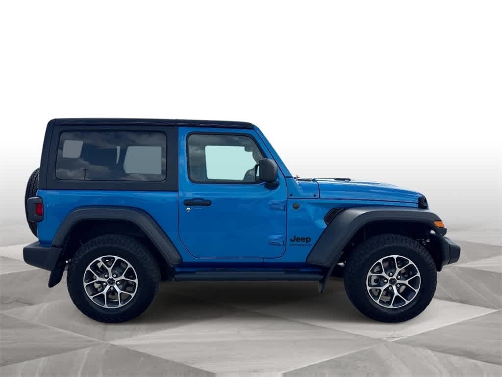 Thumbnail: 2025 Jeep Wrangler - 9