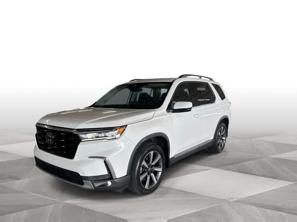 Thumbnail: 2023 Honda Pilot - 4