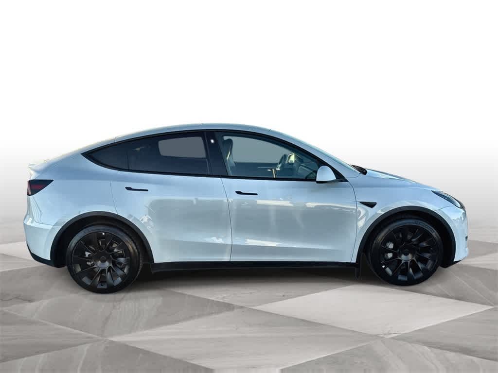 Thumbnail: 2023 Tesla Model Y - 9