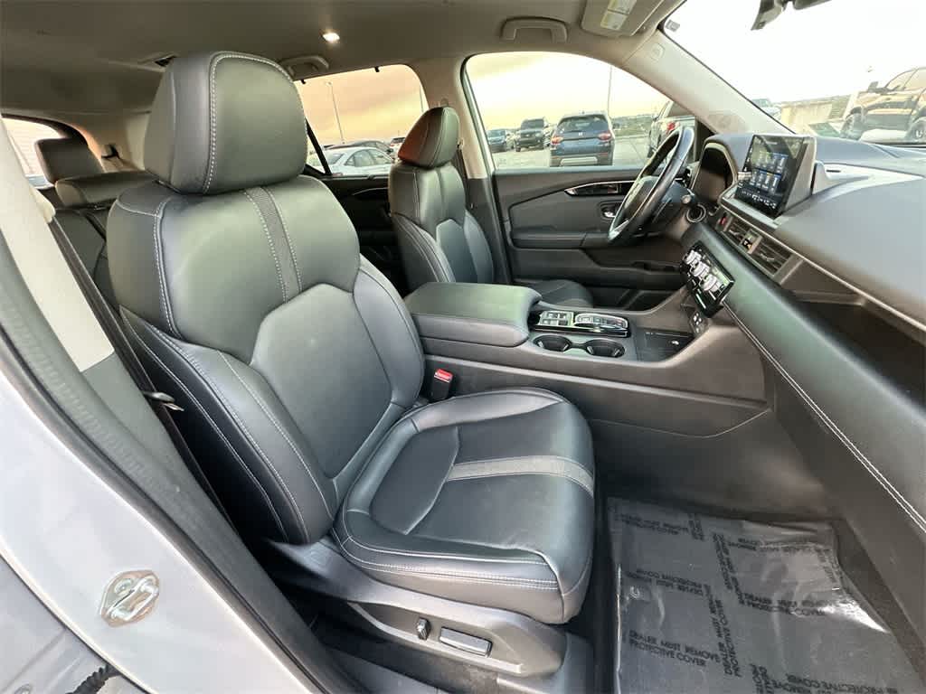 Thumbnail: 2023 Honda Pilot - 26