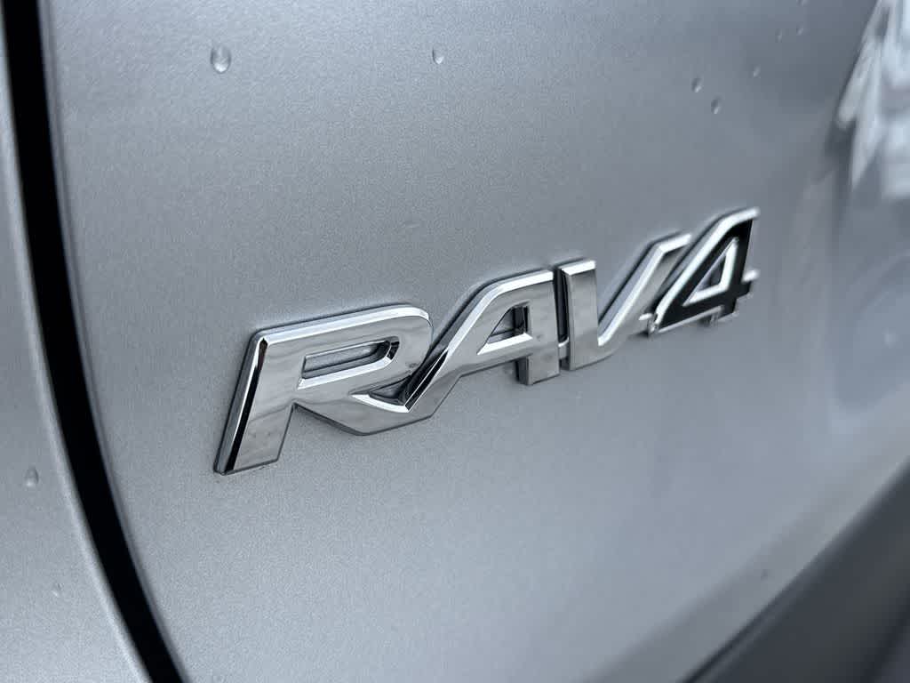 Thumbnail: 2025 Toyota RAV4 - 11