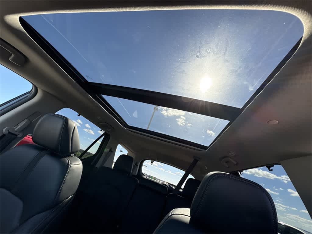 Thumbnail: 2023 Honda Pilot - 16