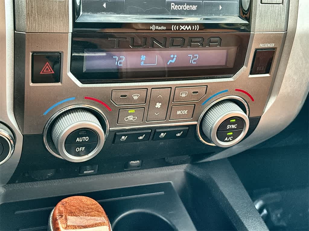 Thumbnail: 2015 Toyota Tundra - 19