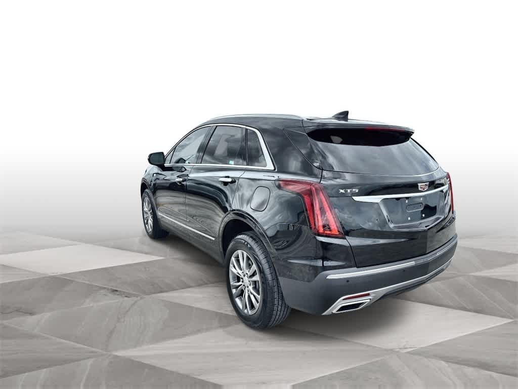 Thumbnail: 2023 Cadillac XT5 - 6