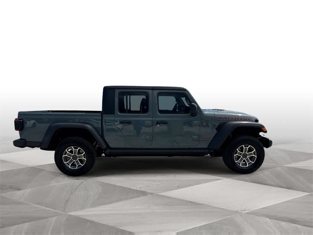 Thumbnail: 2024 Jeep Gladiator - 9