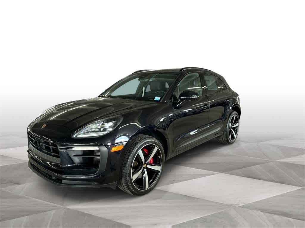 Thumbnail: 2024 Porsche Macan - 4