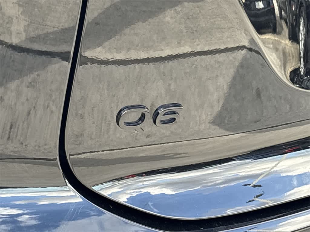 Thumbnail: 2025 Audi Q6 e-tron - 10