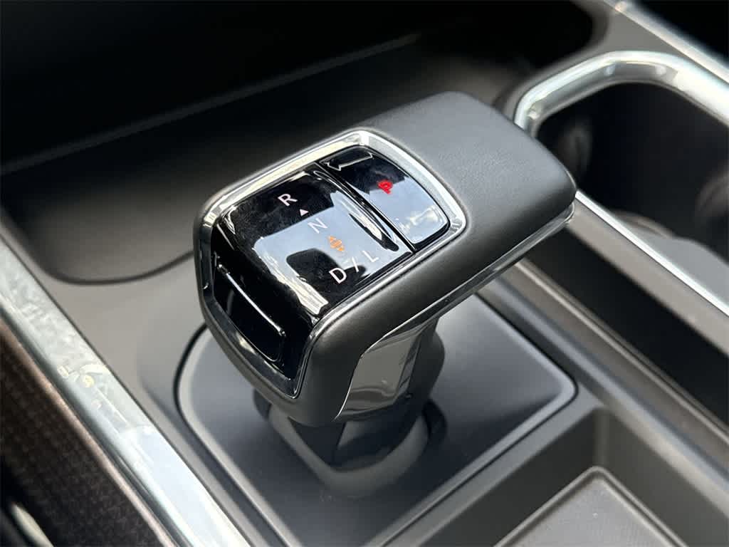 Thumbnail: 2024 Chevrolet Silverado 1500 - 20