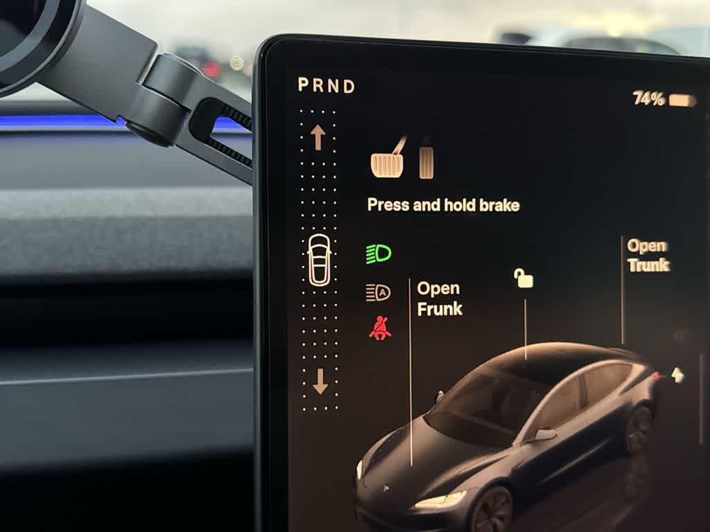 Thumbnail: 2025 Tesla Model 3 - 20