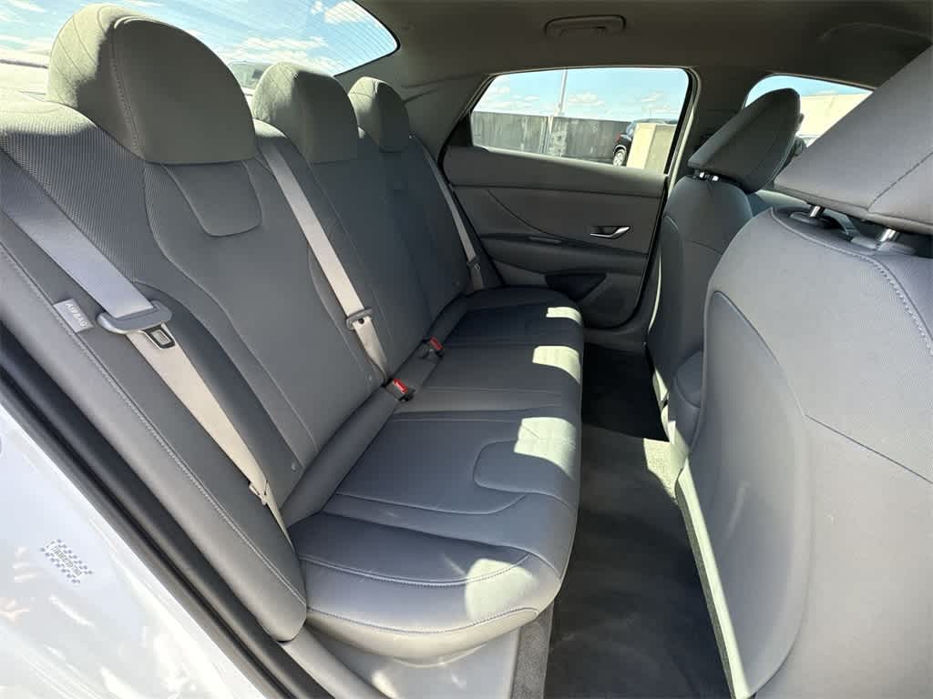 Thumbnail: 2024 Hyundai Elantra - 25