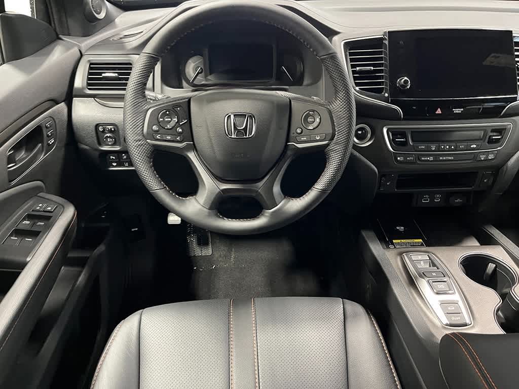 Thumbnail: 2025 Honda Passport - 17